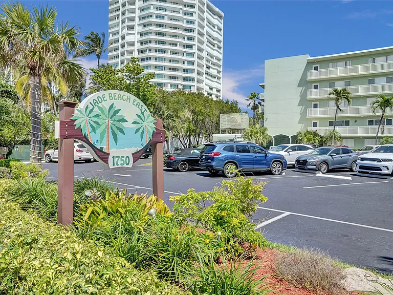 1750 S Ocean Blvd #306E — Photo 41