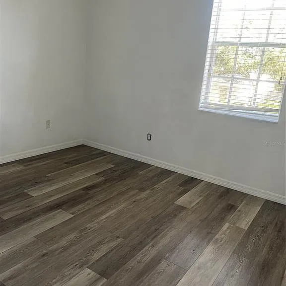 Savannah Wood Dr — Photo 9