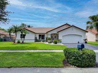 15839 Ashby Field Rd S, Davie, FL 33331