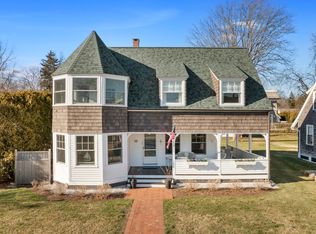 99 Middle Beach Rd, Madison, CT 06443
