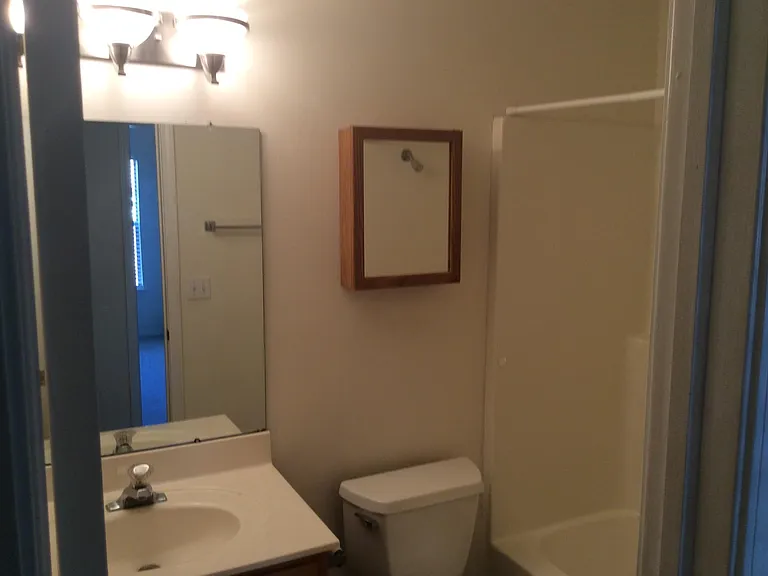 2050 E Farr Ln — Photo 12