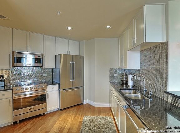 4th image of 215 N Center APT 1101