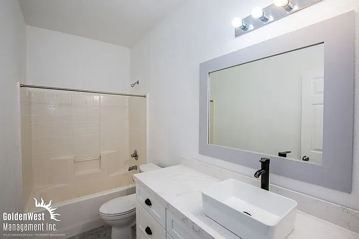 11235 Tribiani Ave — Photo 11