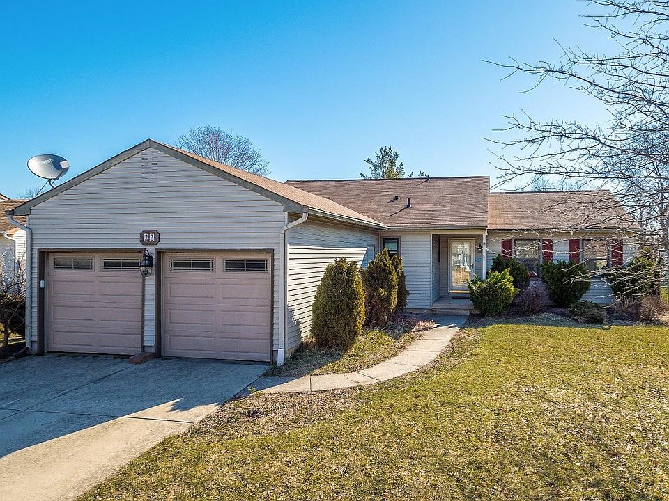 1st image of 22 Greenbrook Dr
