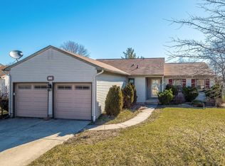 22 Greenbrook Dr, Marlton, NJ 08053