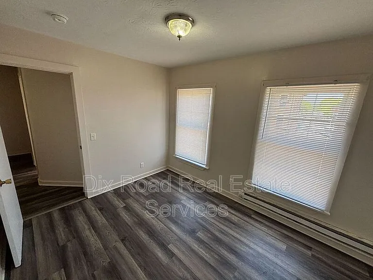 829 Maple Ave #3 — Photo 14
