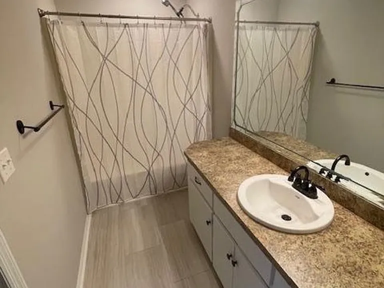 1420 Maplebrook Dr — Photo 15