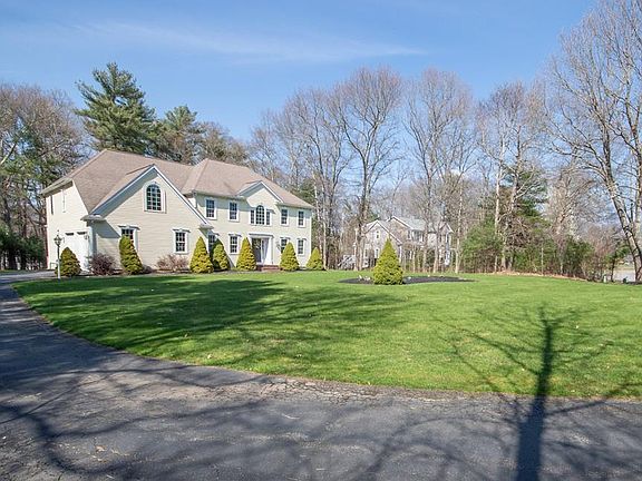 3rd image of 51 Grange Ct