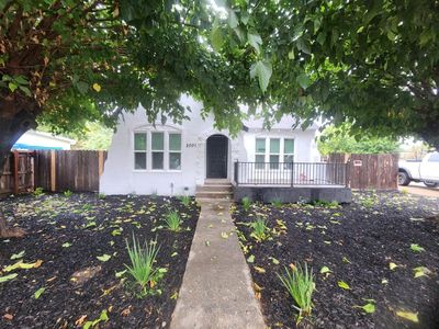 2001 John St, Modesto, CA, 95351