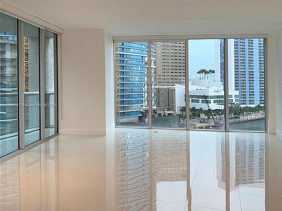 5th image of 465 Brickell Ave APT 1002