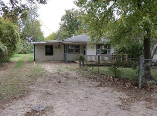 116 Preston St, Crocker, MO 65452