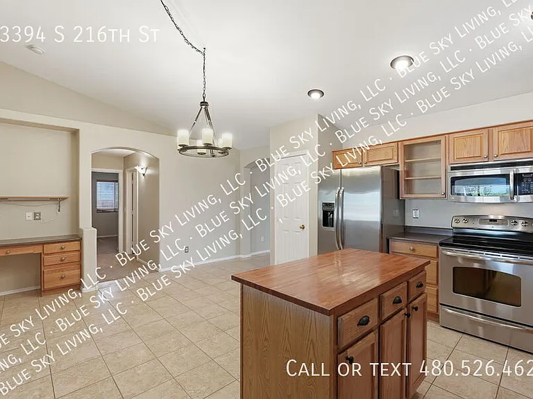 23394 S 216th St — Photo 17