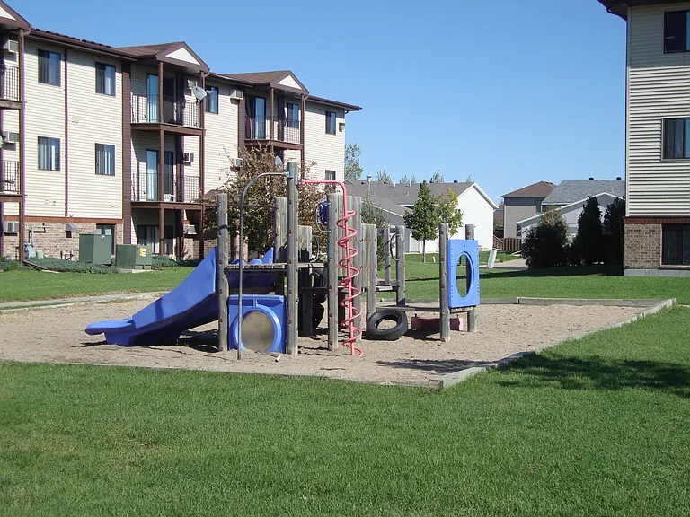 Fargo, ND Chestnut Ridge Apartments | Playground