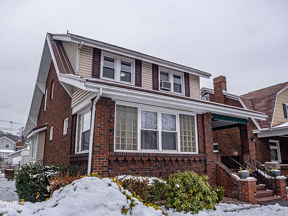 2nd image of 2816 4th Ave
