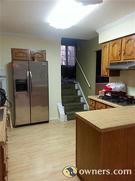 5th image of 15 Glen Oak Dr