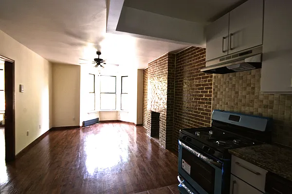 Rented by Rental Solutions Inc | media 8