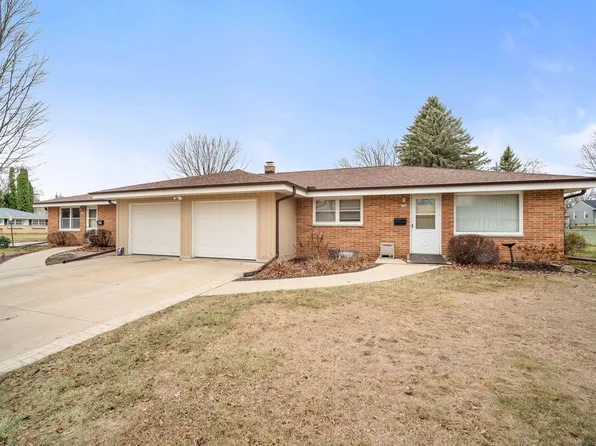 734 Judith COURT, West Bend, WI 53095