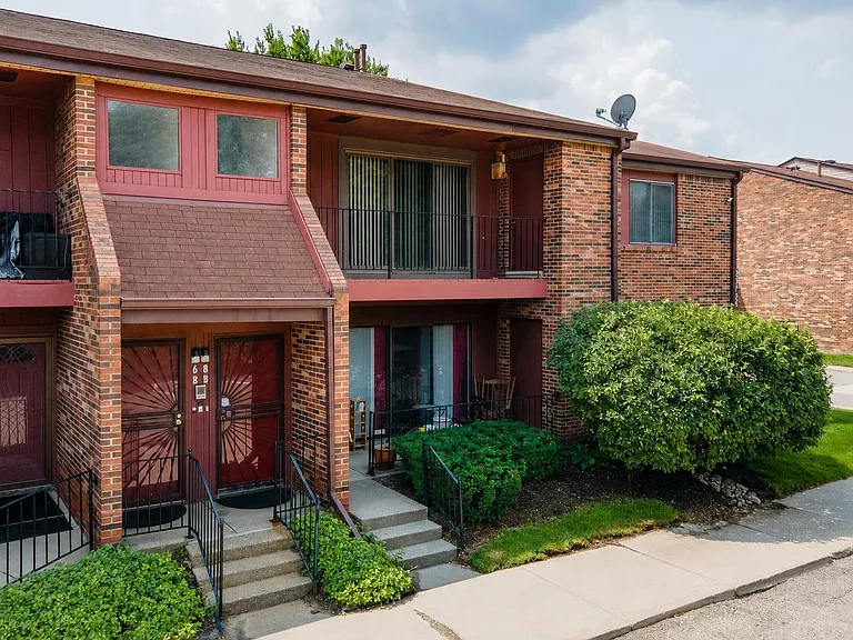 23788 Village House Dr N #8B — Photo 1