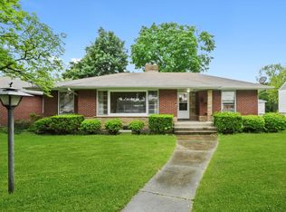 18418 Chicago Ave, Lansing, IL 60438