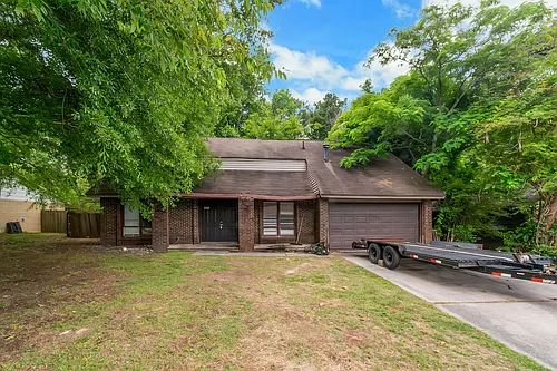 3325 Valley Bend Rd Photo 1