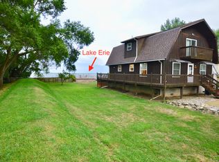 7396 Lakeshore Dr, Newport, MI