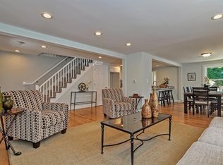 6 2nd St, Ipswich, MA 01938