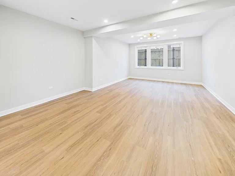 2839 W 24th Blvd #BM — Photo 7