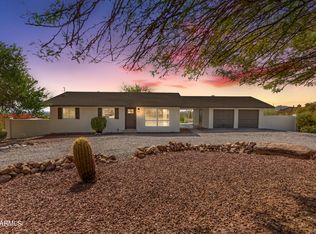 3076 N Prospectors Rd, Apache Junction, AZ 85119