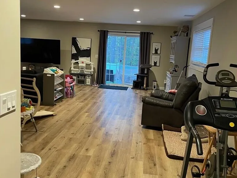 30 Tamarack Ave — Photo 10