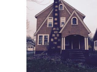 3946 Elmwood Rd, Cleveland Heights, OH 44121