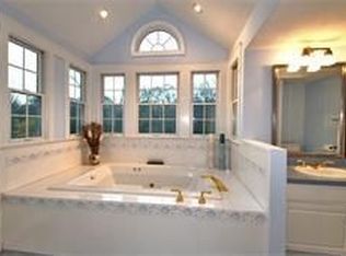 53 Windy Hill Rd, Cohasset, MA 02025