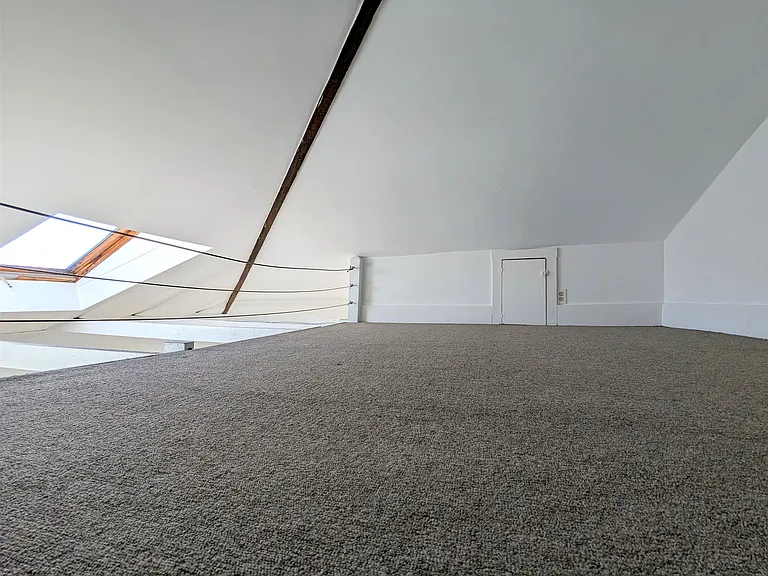 17 Howe St #3 — Photo 15