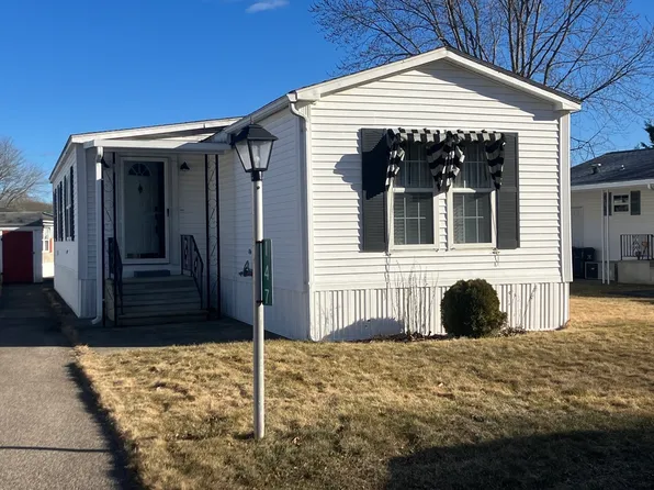 193 Tremont St Unit 147, Taunton, MA 02780