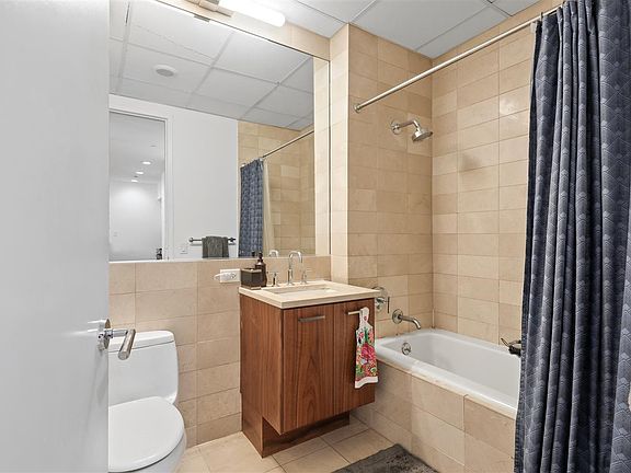 5th image of 4 Beacon Way APT 604