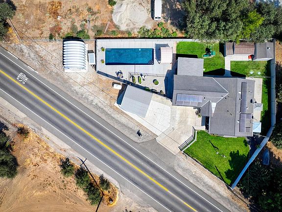 3rd image of 4686 Escalon Bellota Rd