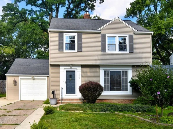 1448 Grenleigh Rd, Lyndhurst, OH 44124