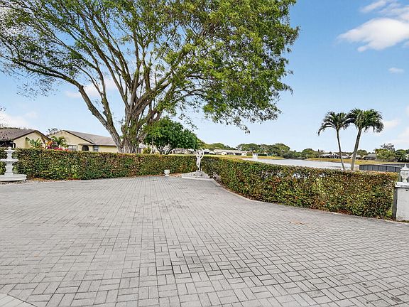 5th image of 8706 Kimble Way