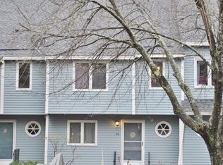 46 Merrimack Dr, Merrimack, NH 03054