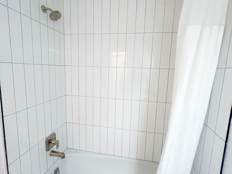 1316 N Fairfax Ave #2 — Photo 17