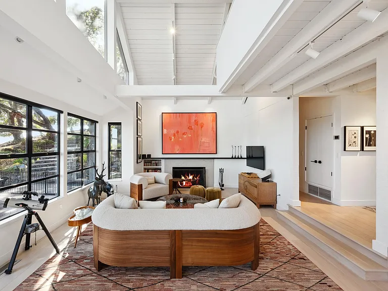 1090 Bart Rd — Photo 8