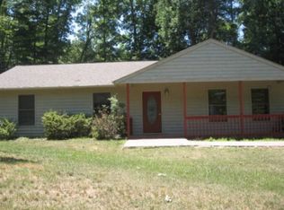 165 Waterwood Dr, Moneta, VA 24121