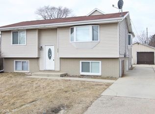 3922 Western Way, Racine, WI 53404