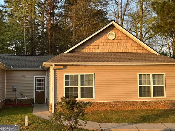 281 Northwinds Blvd APT B3, Carrollton, GA 30117