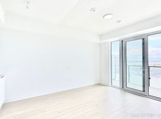 15 Skyridge Dr #1201, Brampton, ON L6P 4N9