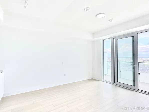 15 Skyridge Dr, Brampton, ON