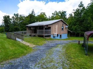 4070 Churchview Rd, New Enterprise, PA 16664