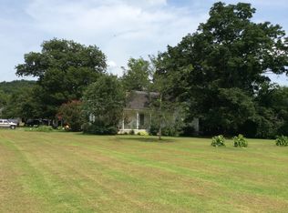 32 Gassaway School Rd, Liberty, TN 37095