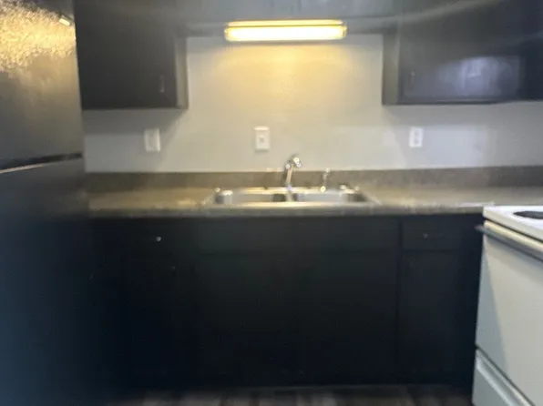 4103 Blue Lick Ct APT 6, Louisville, KY 40229