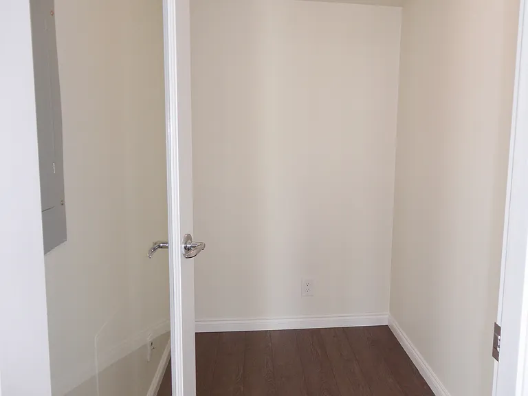1199 Marinaside Cres #3003 — Photo 11