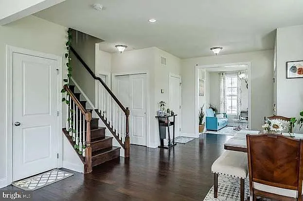 608 Mockernut Ct — Photo 11